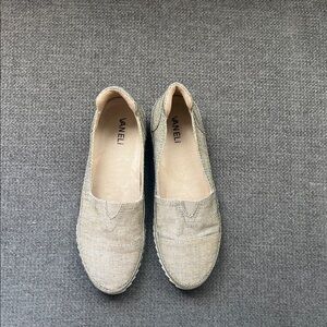 Vaneli Women's Beige Loafers